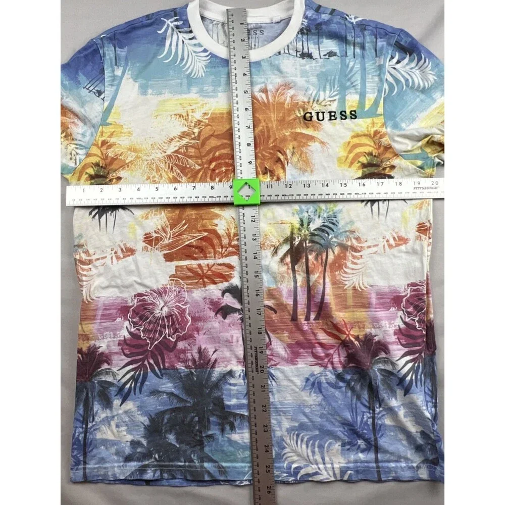 Guess Los Angeles Men's Short Sleeve Tee Tropical Embroidered Logo Medium - Picture 5 of 6